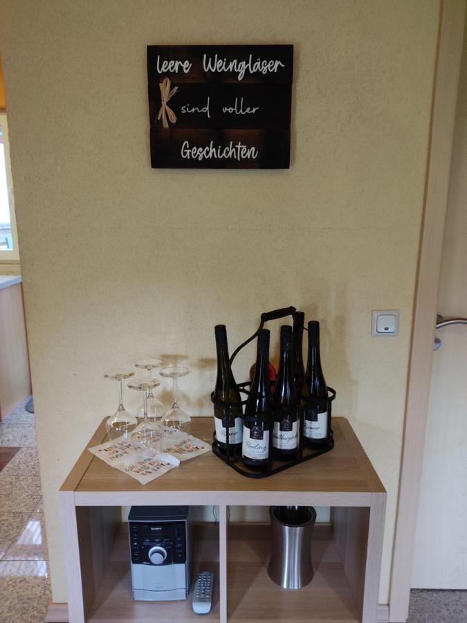Appartamento Moselferienweingut Schaefer Wintrich Esterno foto